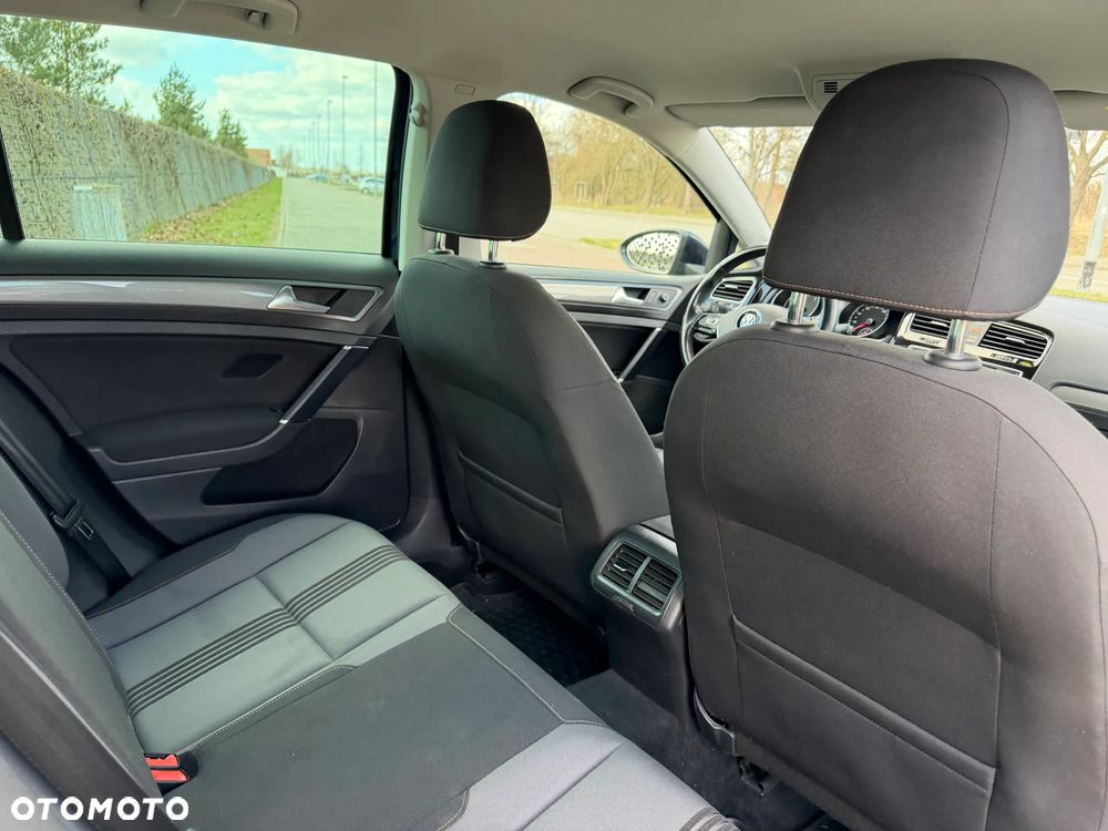 Volkswagen Golf 1.2 TSI BlueMotion Technology Allstar - 4