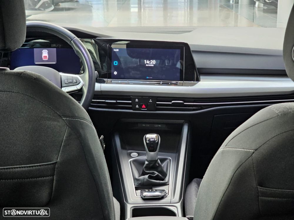 VW Golf Variant 2.0 TDi - 6
