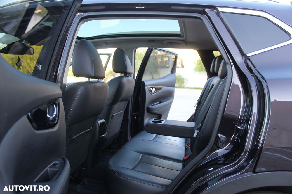 Nissan Qashqai 1.6 DCI 4 x 4 DPF Start/Stop tekna - 16