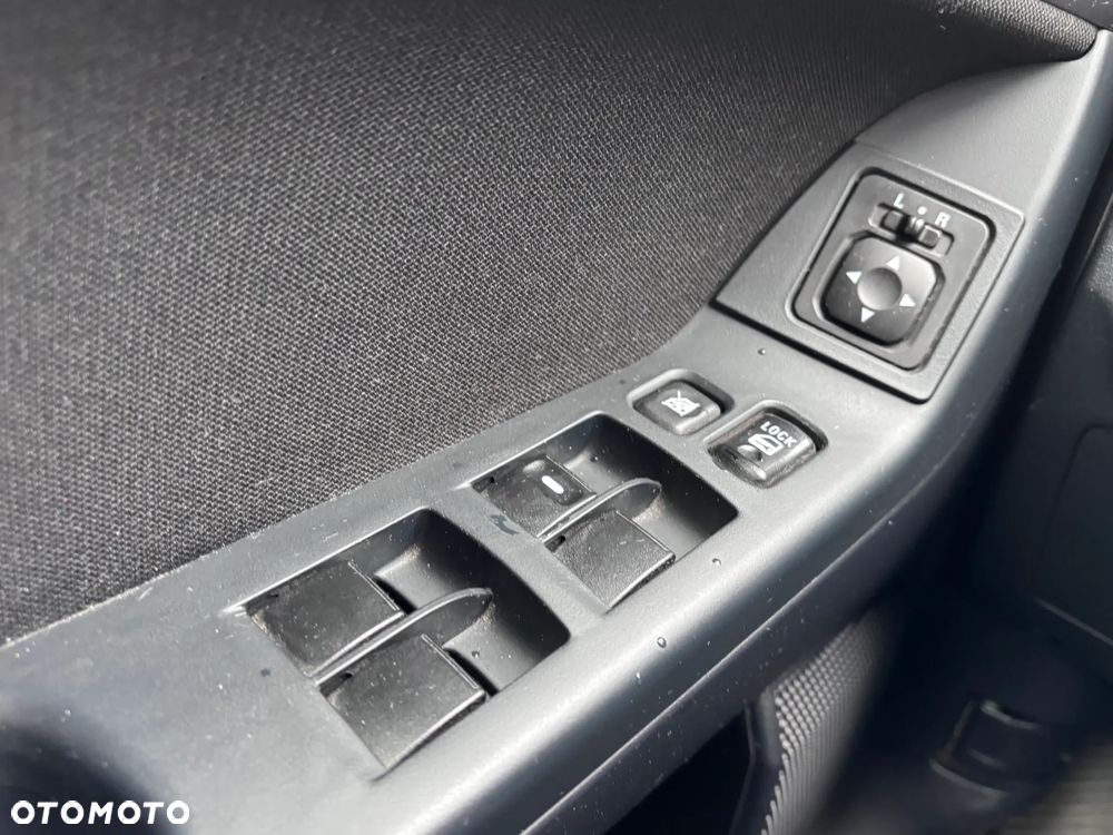 Mitsubishi Lancer 1.5 Inform ASTC - 21