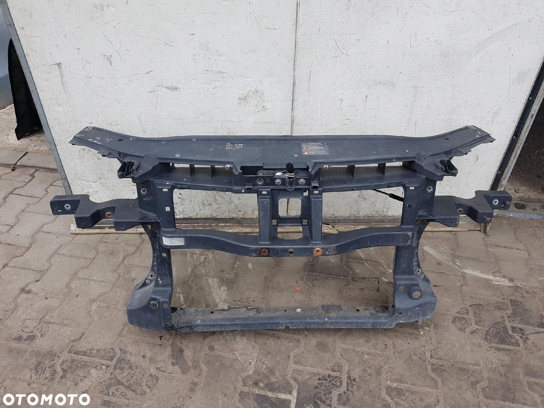 VW PASSAT B6 05-10r PAS PRZEDNI WZMOCNIENIE CZOŁOWE 3C0805588D - 1