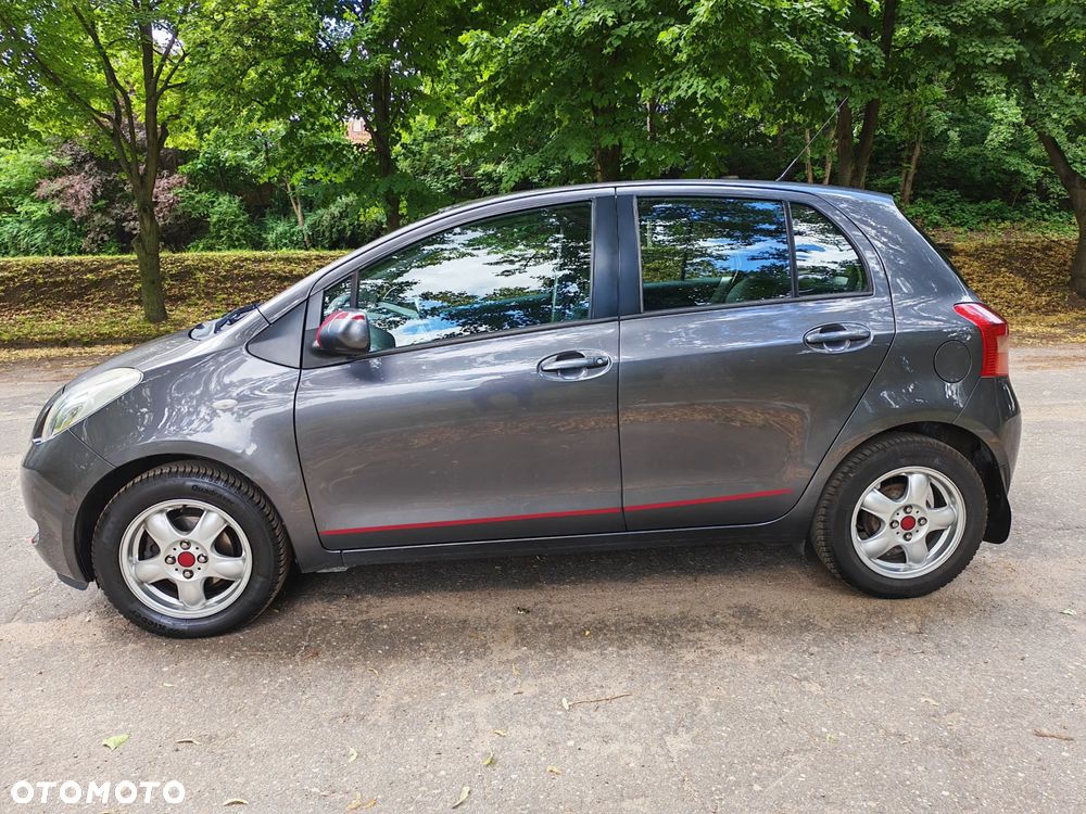 Toyota Yaris 1.0 VVT-i - 3