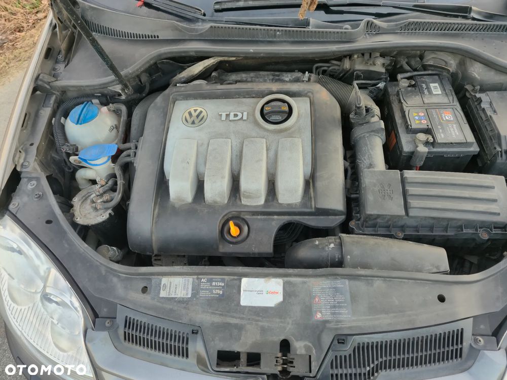 Volkswagen Golf - 18