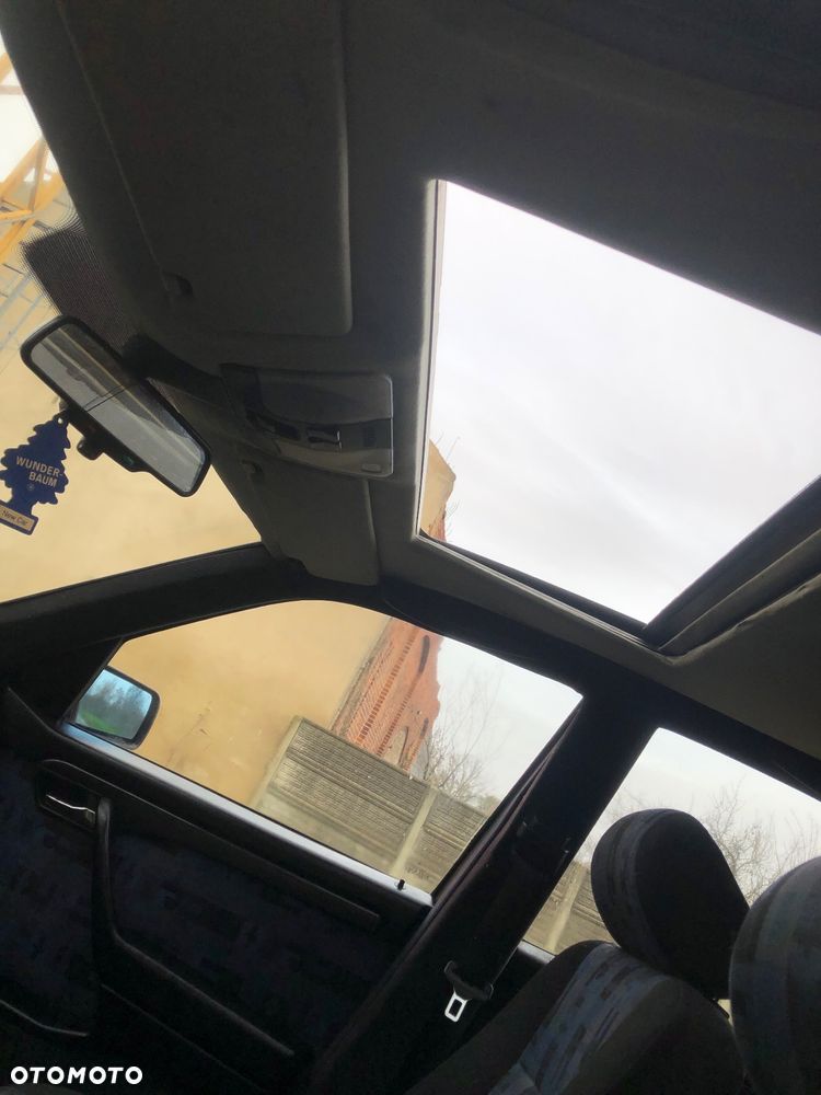 Mercedes-Benz Klasa C 250 D Turbo Elegance - 13