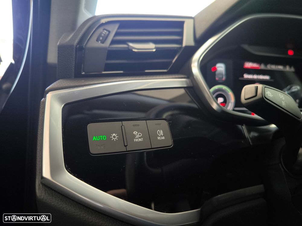 Audi Q3 Sportback 45 TFSIe S tronic - 23