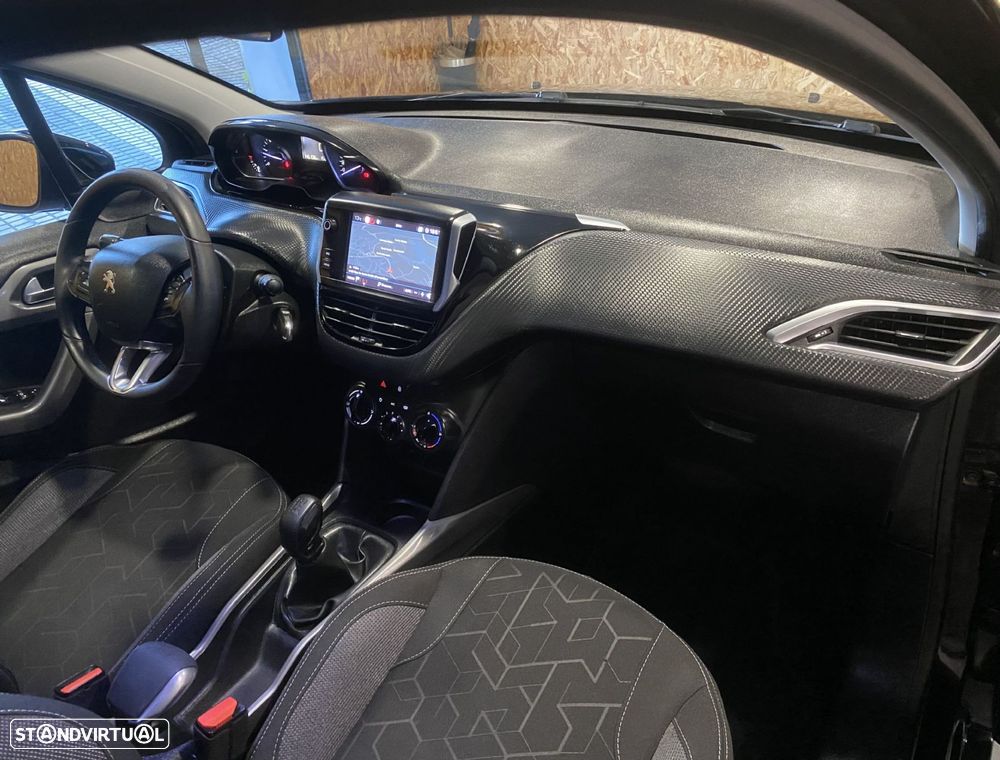 Peugeot 2008 1.5 BlueHDi Style - 38