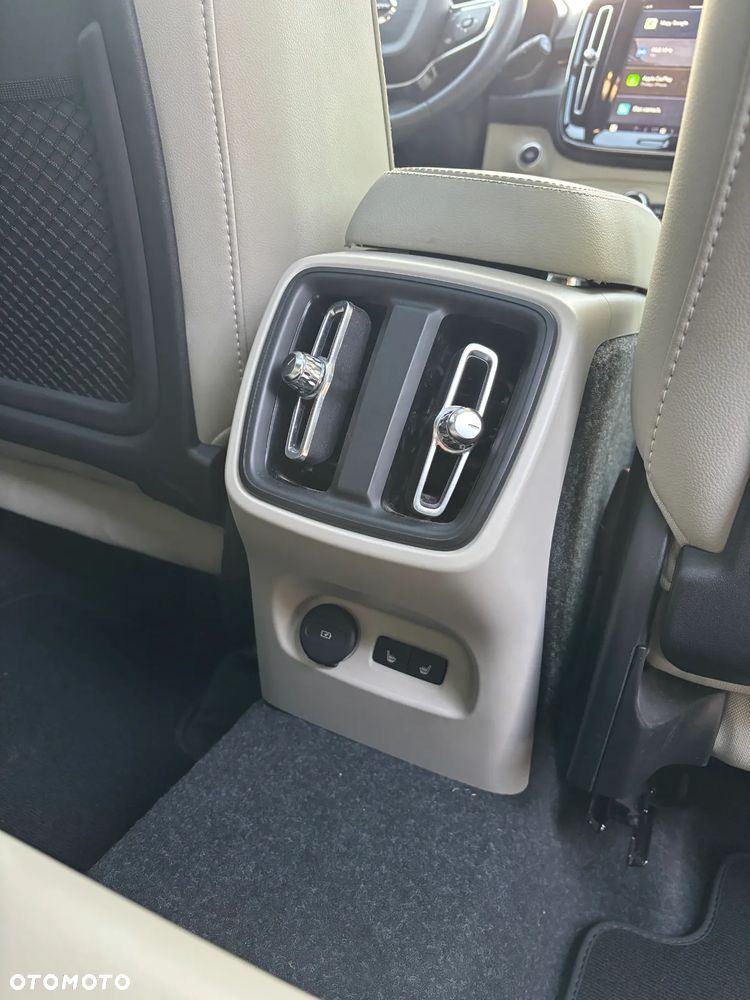 Volvo XC 40 B5 B AWD Ultimate Bright - 8