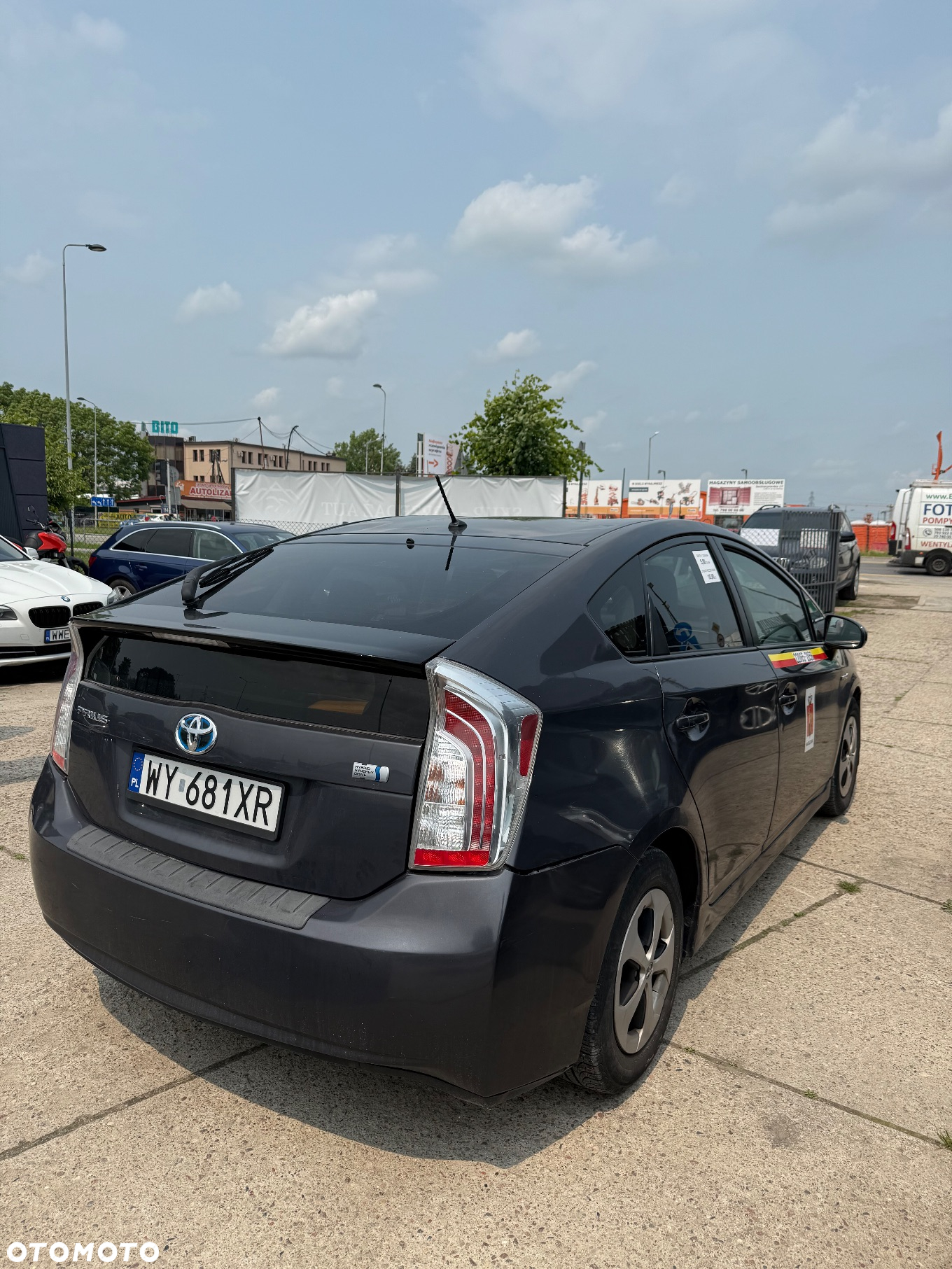Toyota Prius (Hybrid) Comfort - 7