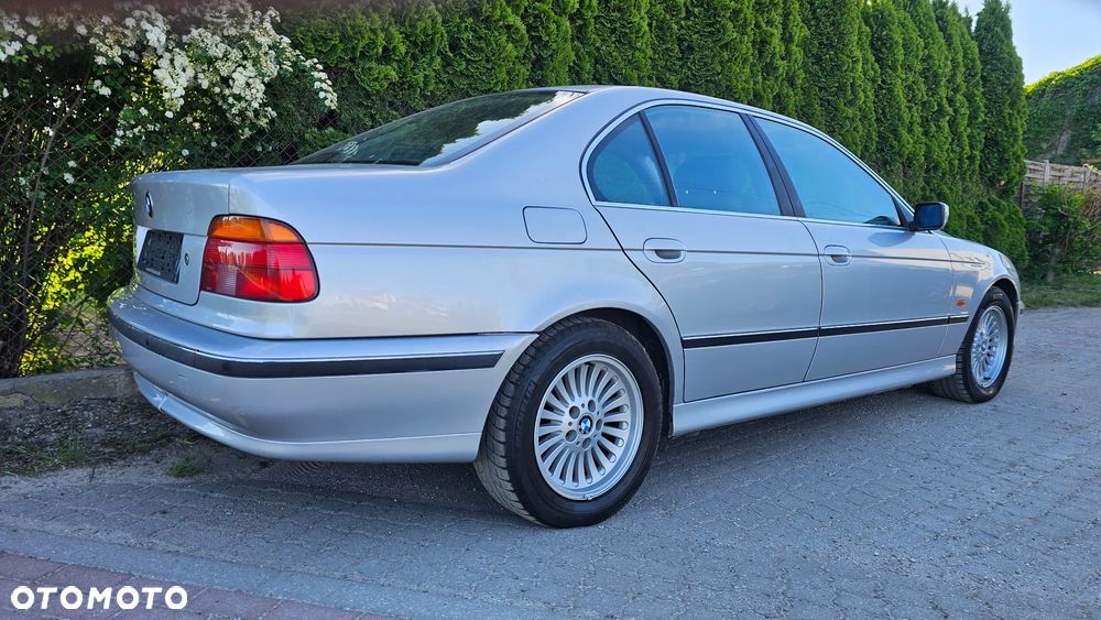 BMW Seria 5 - 8