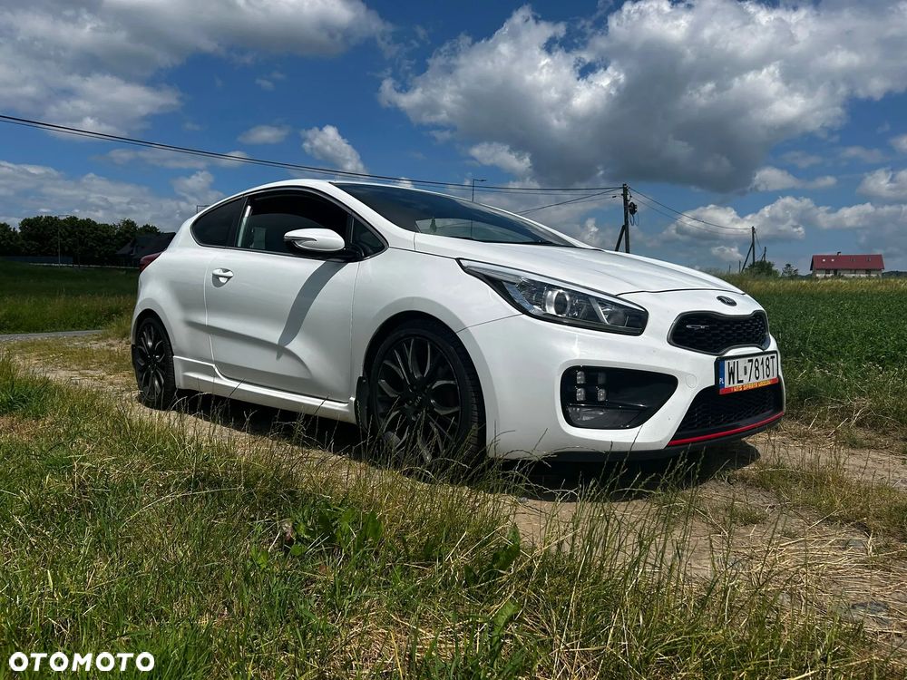 Kia Ceed - 1