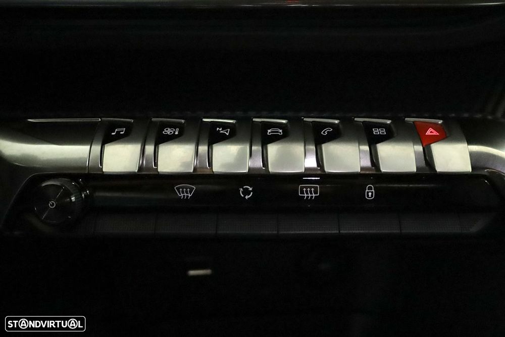 Peugeot 3008 1.2 Hybrid Allure Pack e-DCS6 - 13