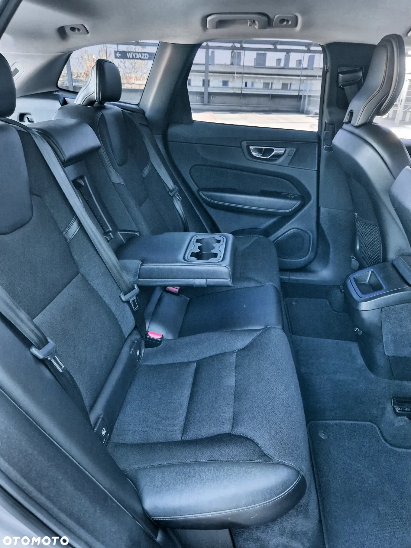 Volvo XC 60 D4 SCR Momentum - 15