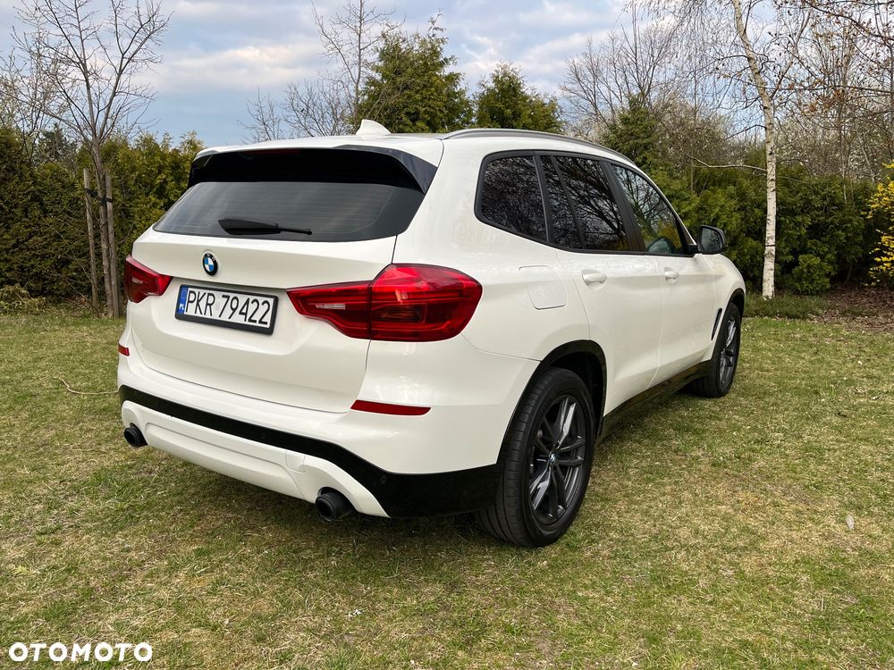 BMW X3 sDrive18d - 8