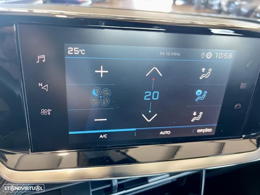 Peugeot 2008 1.2 PureTech Active Pack EAT8 - 16