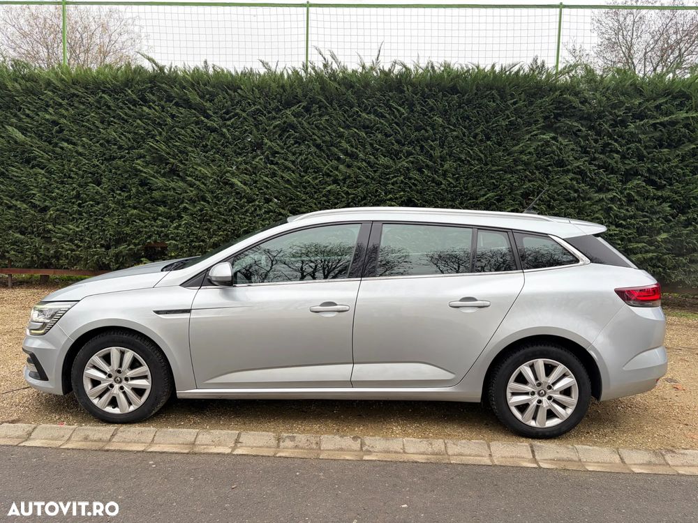 Renault Megane - 5
