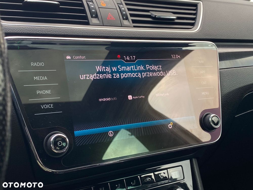 Skoda Superb 2.0 TDI Sportline DSG - 19