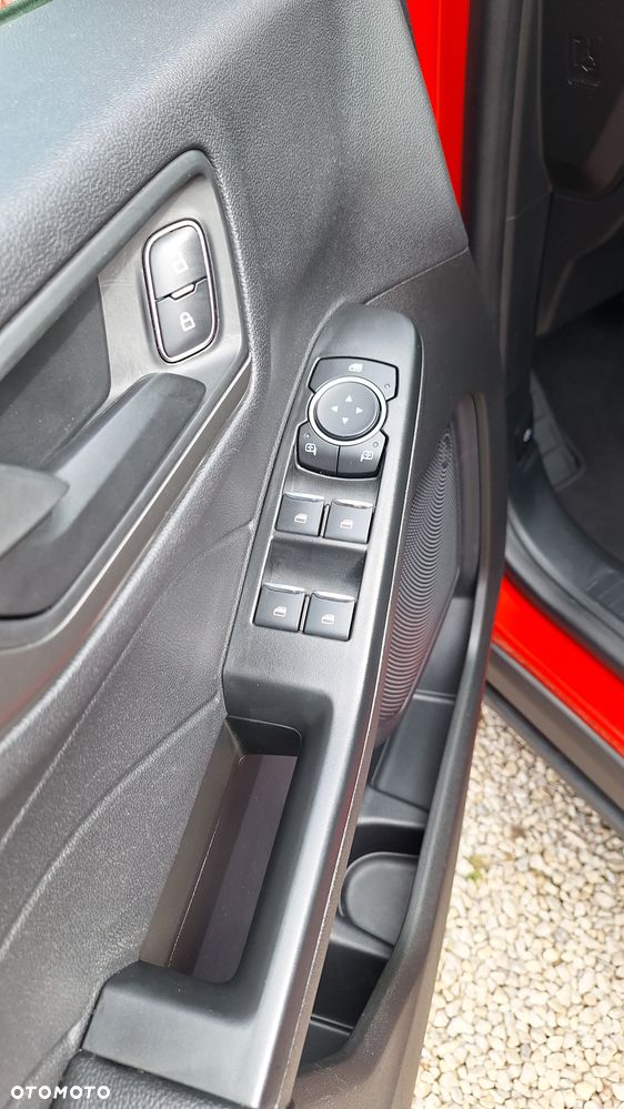 Ford Kuga 1.5 EcoBoost 4x4 Trend - 14