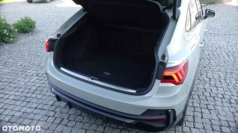 Audi Q3 Sportback - 25