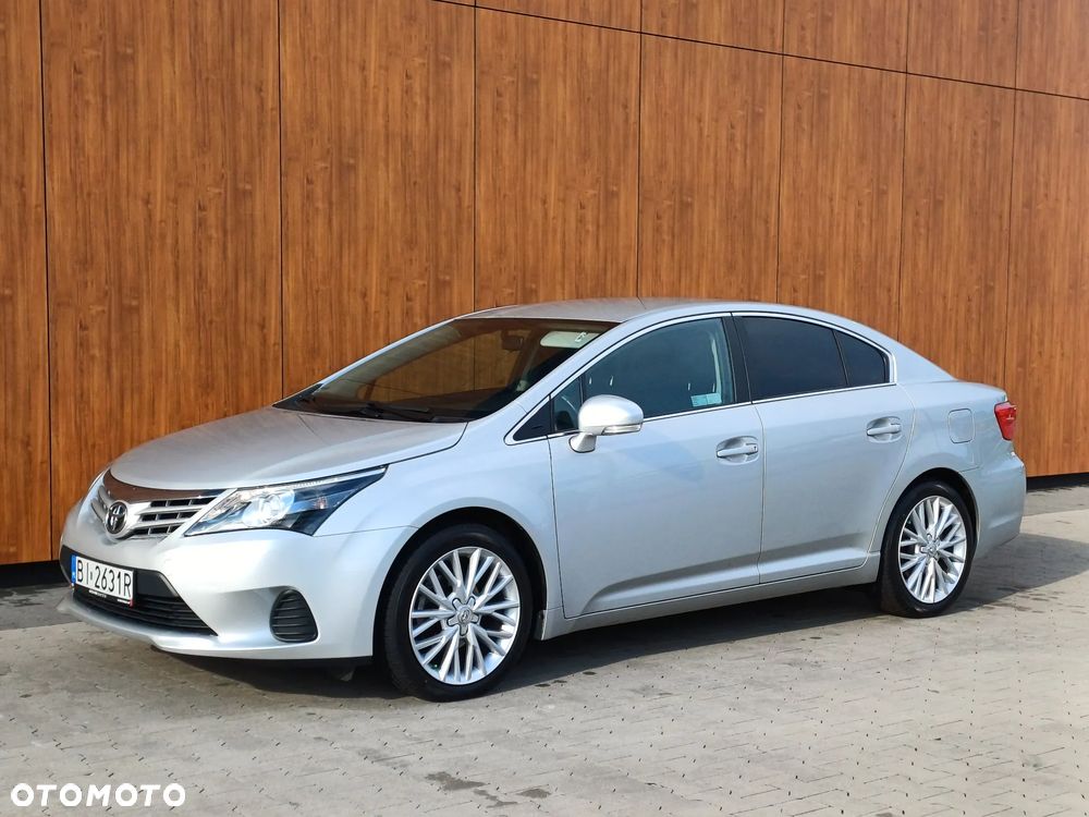 Toyota Avensis 2.0 D-4D Luna - 6
