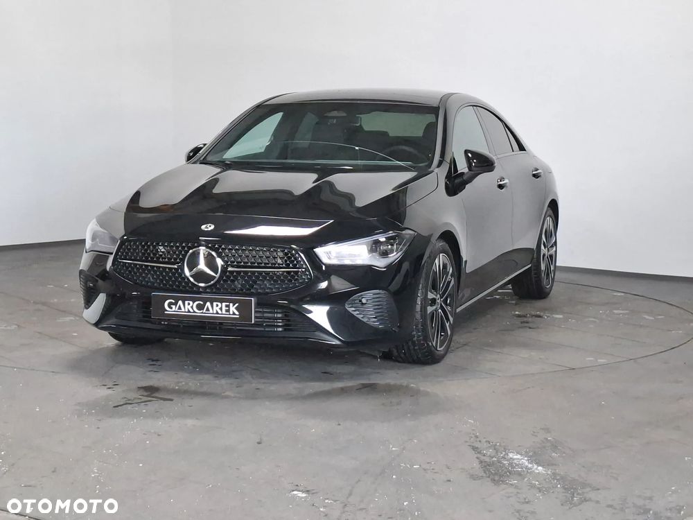 Mercedes-Benz CLA 220 4-Matic Progressive 7G-DCT - 1
