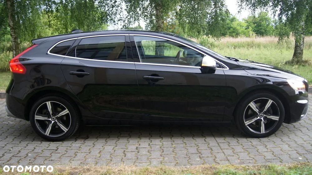 Volvo V40 T3 Drive-E R-Design Momentum - 27