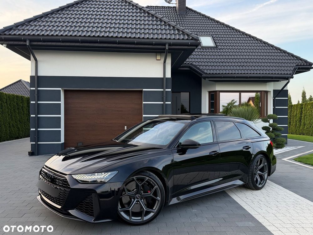 Audi RS6 Avant - 26