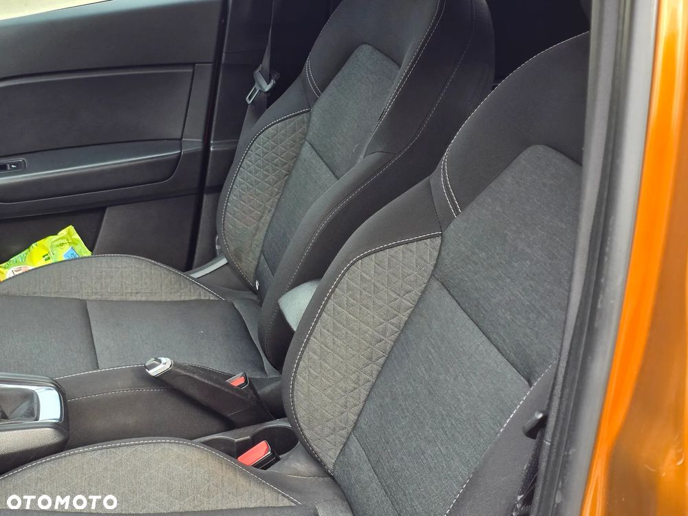 Renault Captur 1.0 TCe Zen - 10