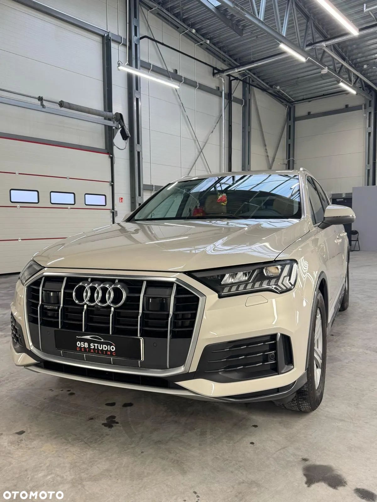 Audi Q7 - 1