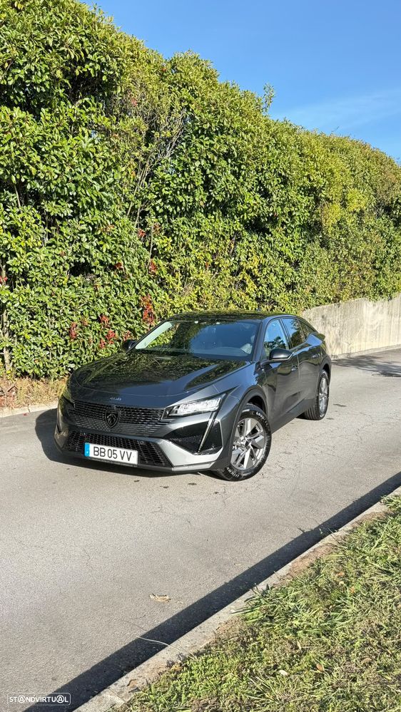 Peugeot 408