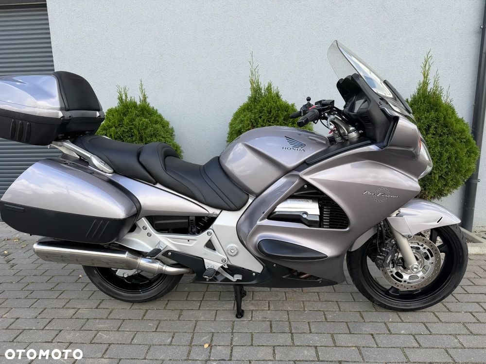Honda ST - 37