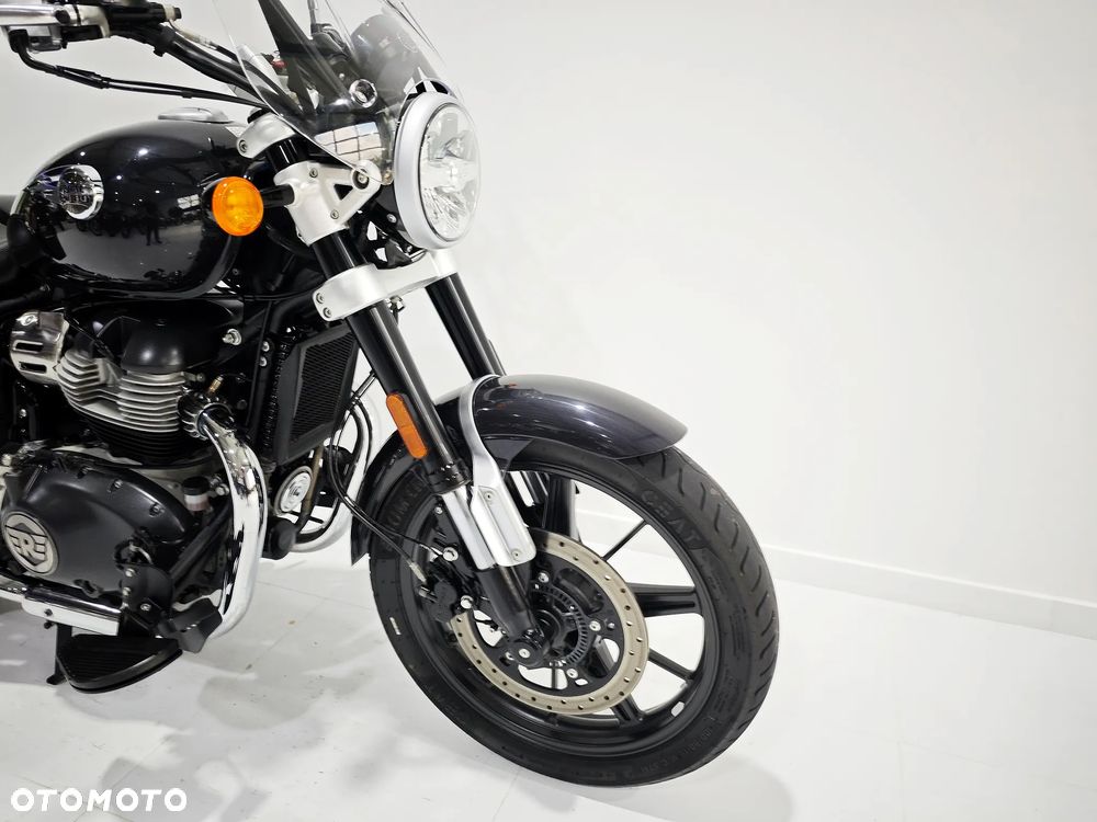 Royal Enfield Super Meteor - 8