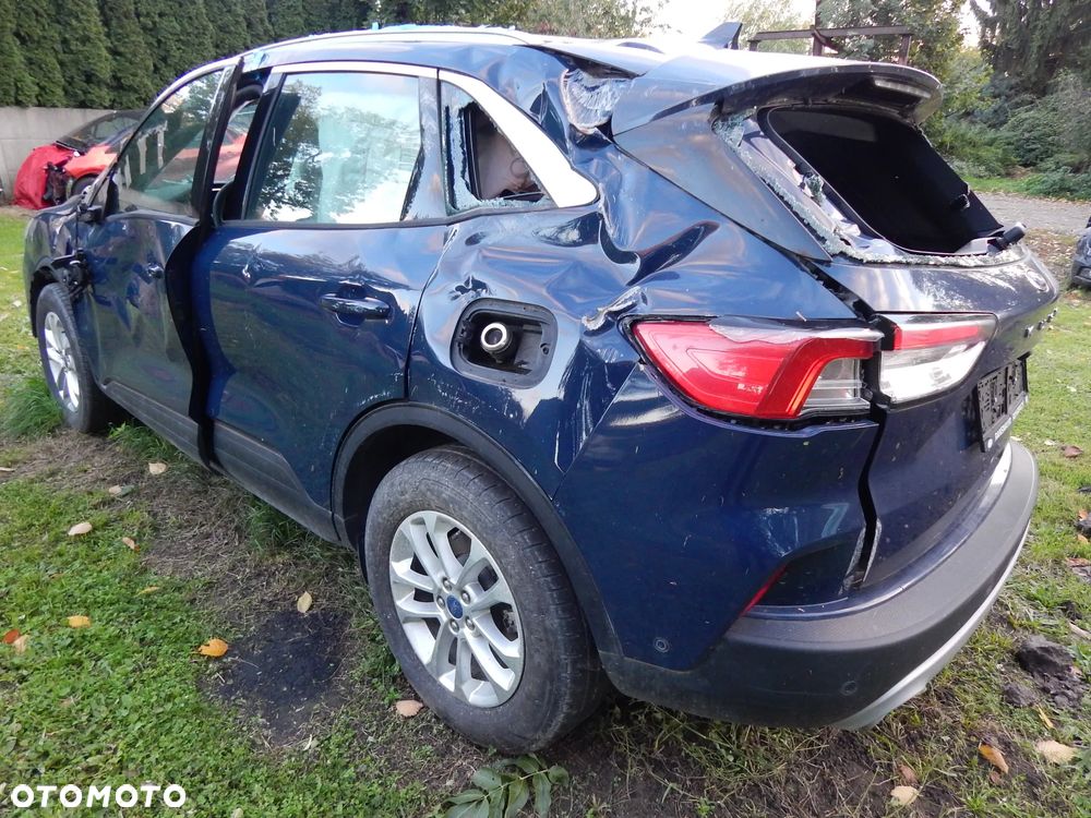 Ford Kuga - 6