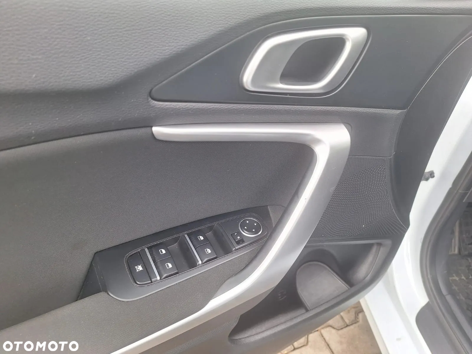 Kia Ceed 1.5 T-GDI M - 19