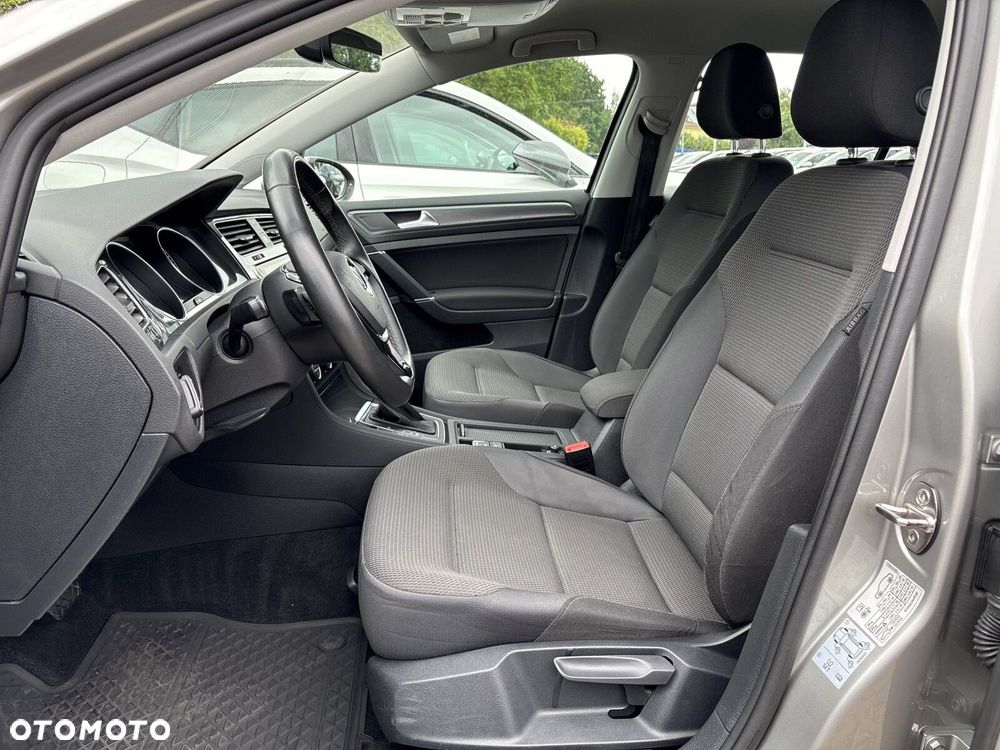 Volkswagen Golf 1.4 TSI BMT Comfortline DSG - 12