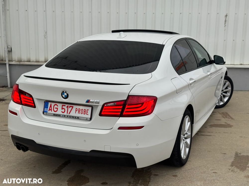 BMW Seria 5 525d Sport-Aut. - 23