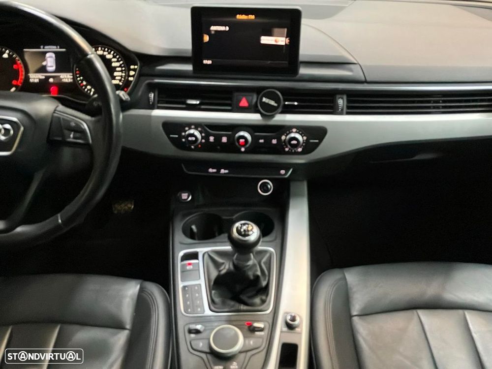 Audi A4 Avant 2.0 TDI Advance - 10