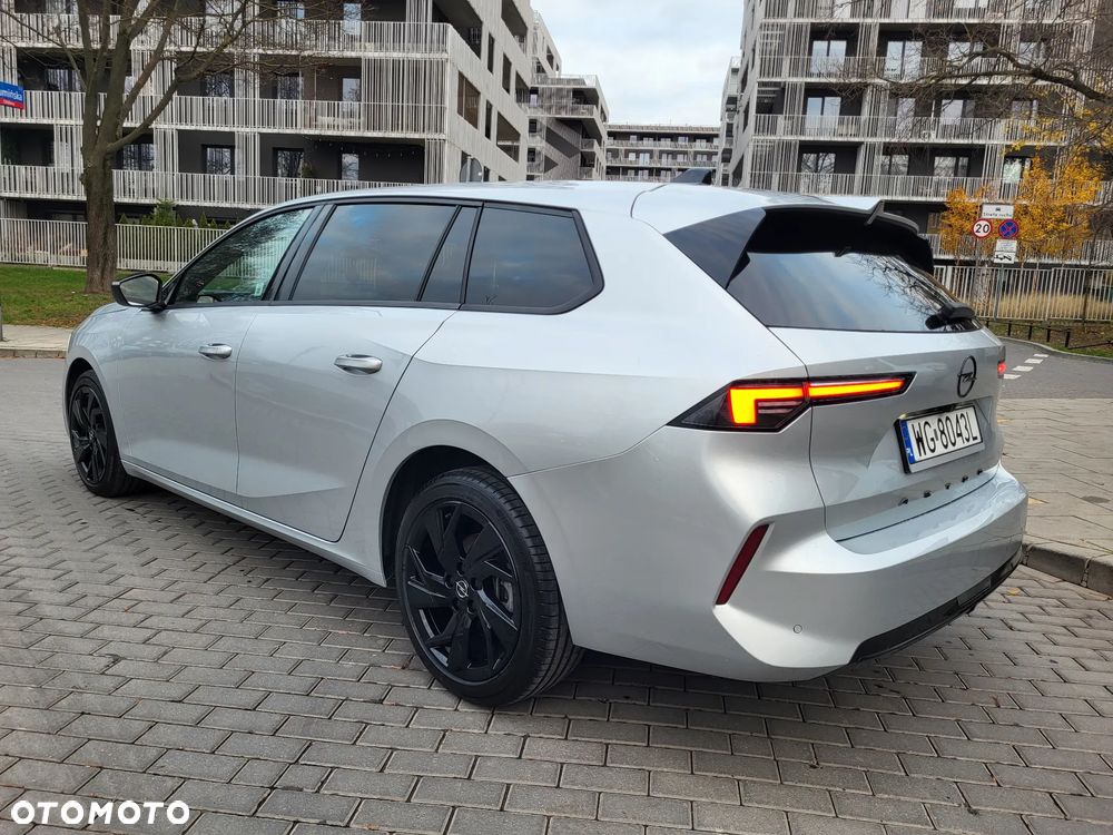 Opel Astra VI Sports Tourer 22 - 28