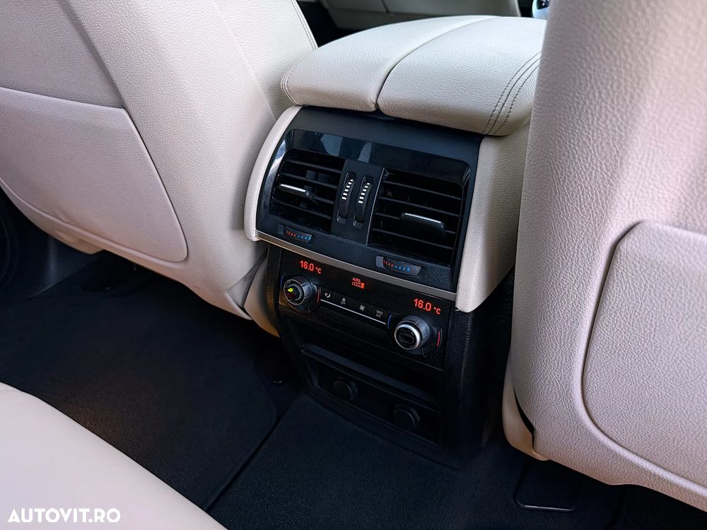 BMW X5 xDrive35i Edition Exclusive - 28