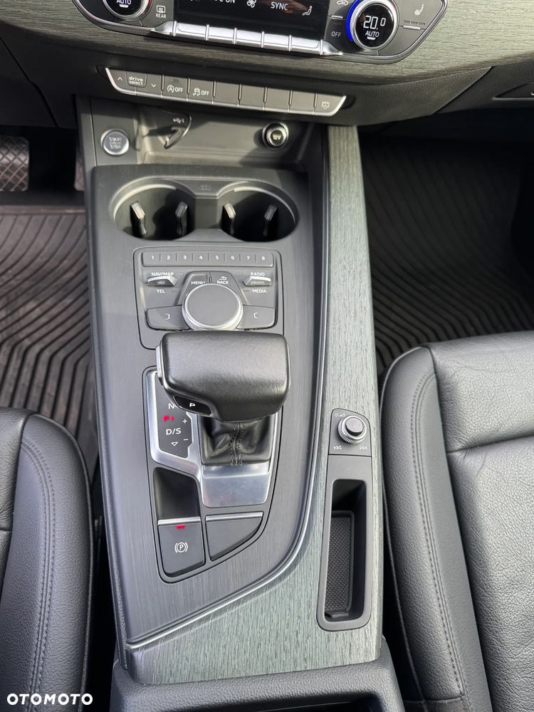Audi A4 Limousine - 17