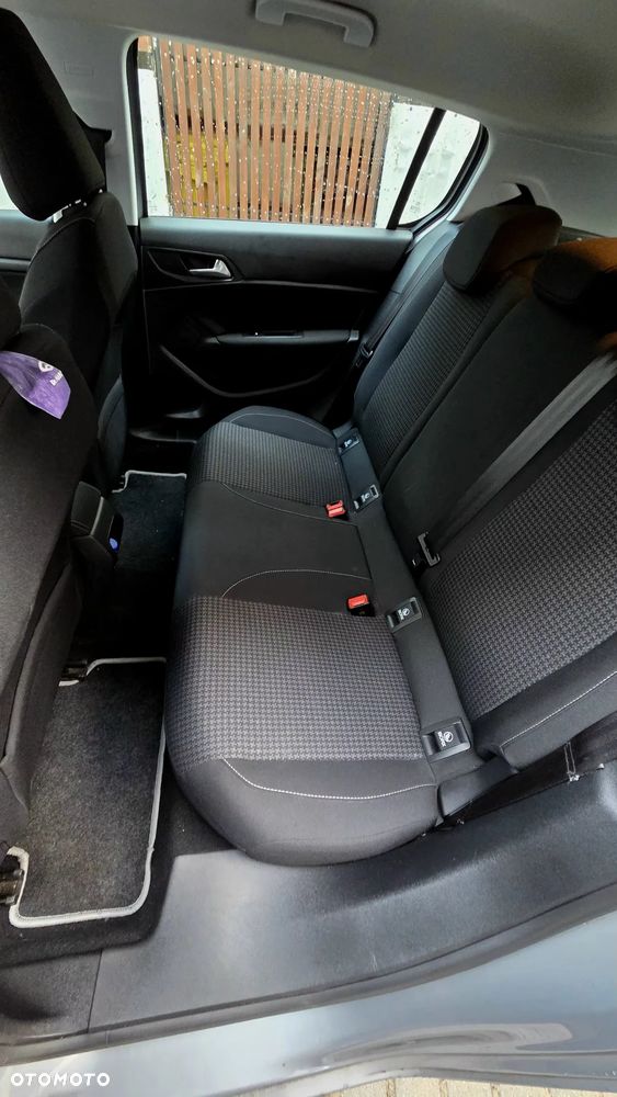 Peugeot 308 1.2 PureTech Allure S&S - 12