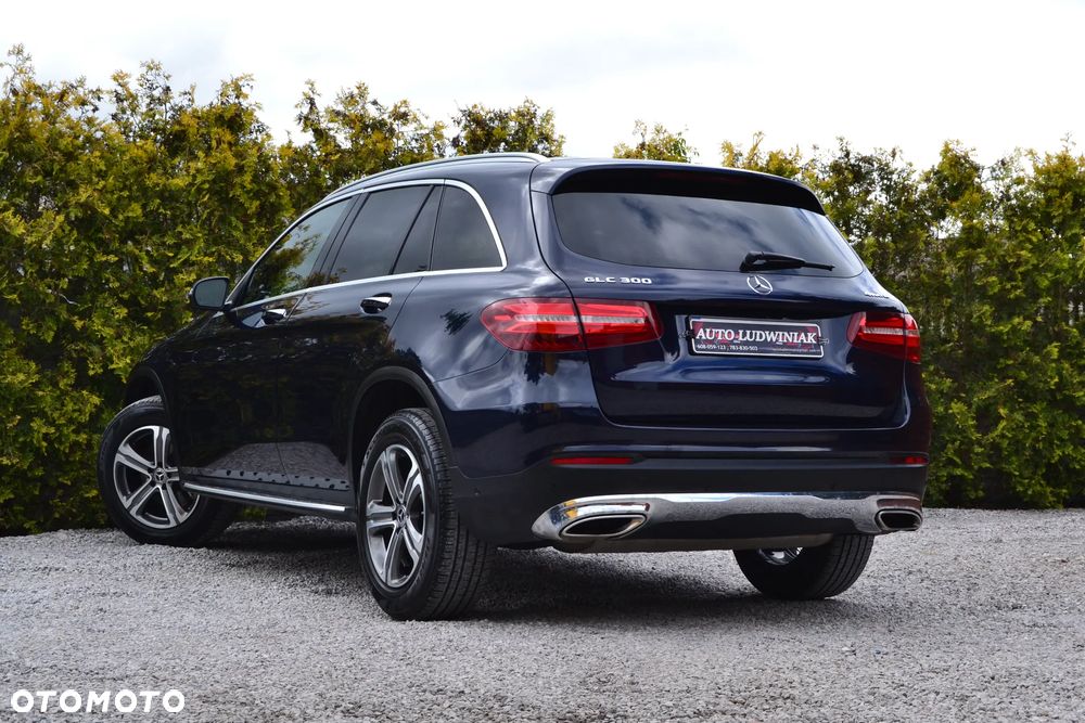 Mercedes-Benz GLC 300 4Matic 9G-TRONIC Exclusive - 13