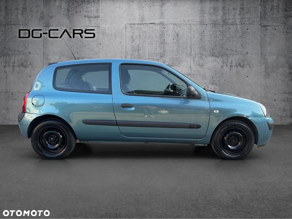 Renault Clio - 6