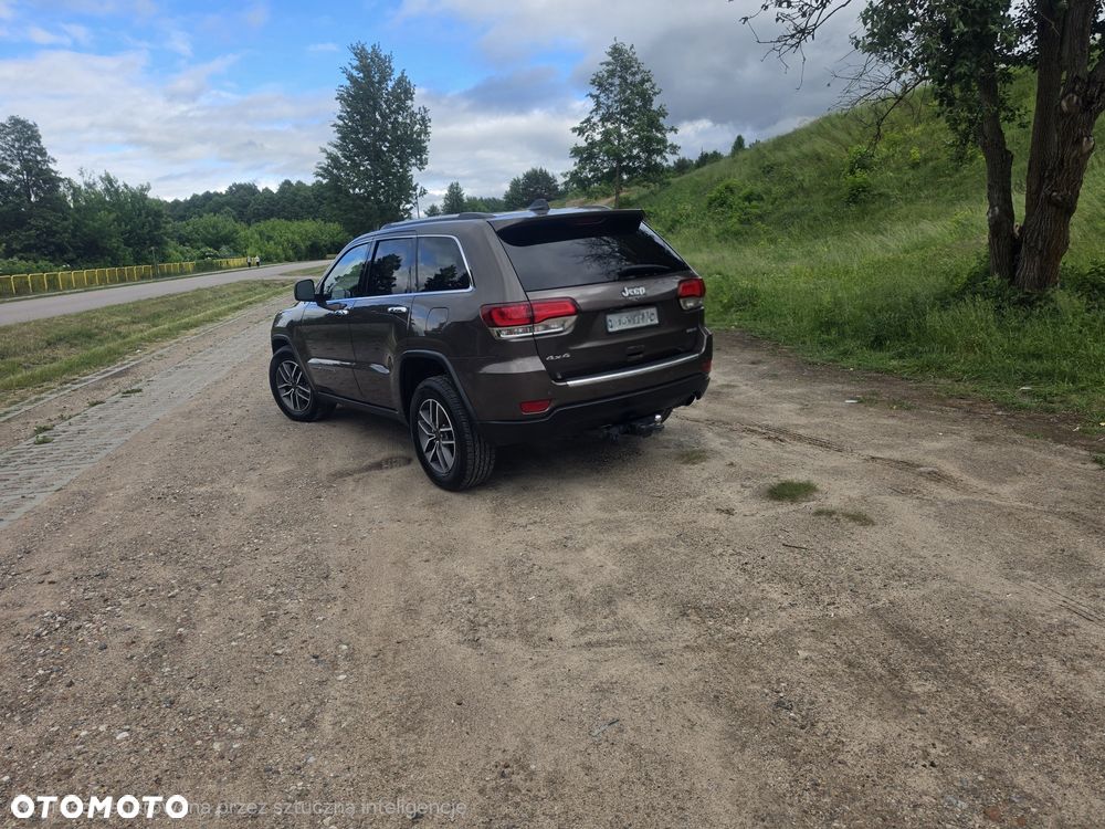 Jeep Grand Cherokee - 3