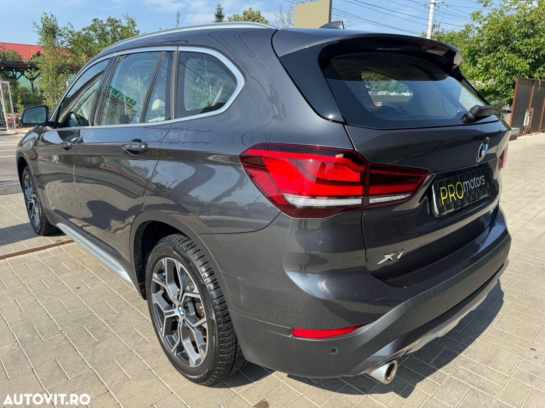 BMW X1 - 13