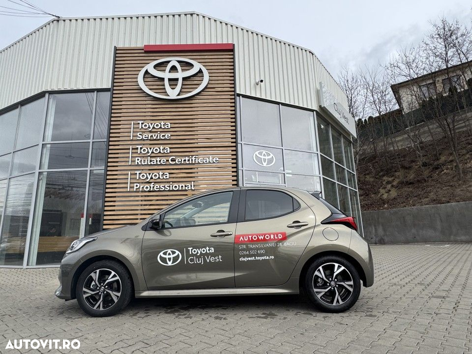 Toyota Yaris - 2