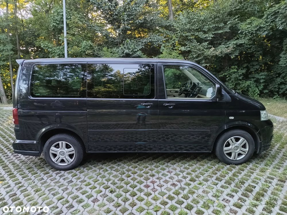Volkswagen Multivan - 7