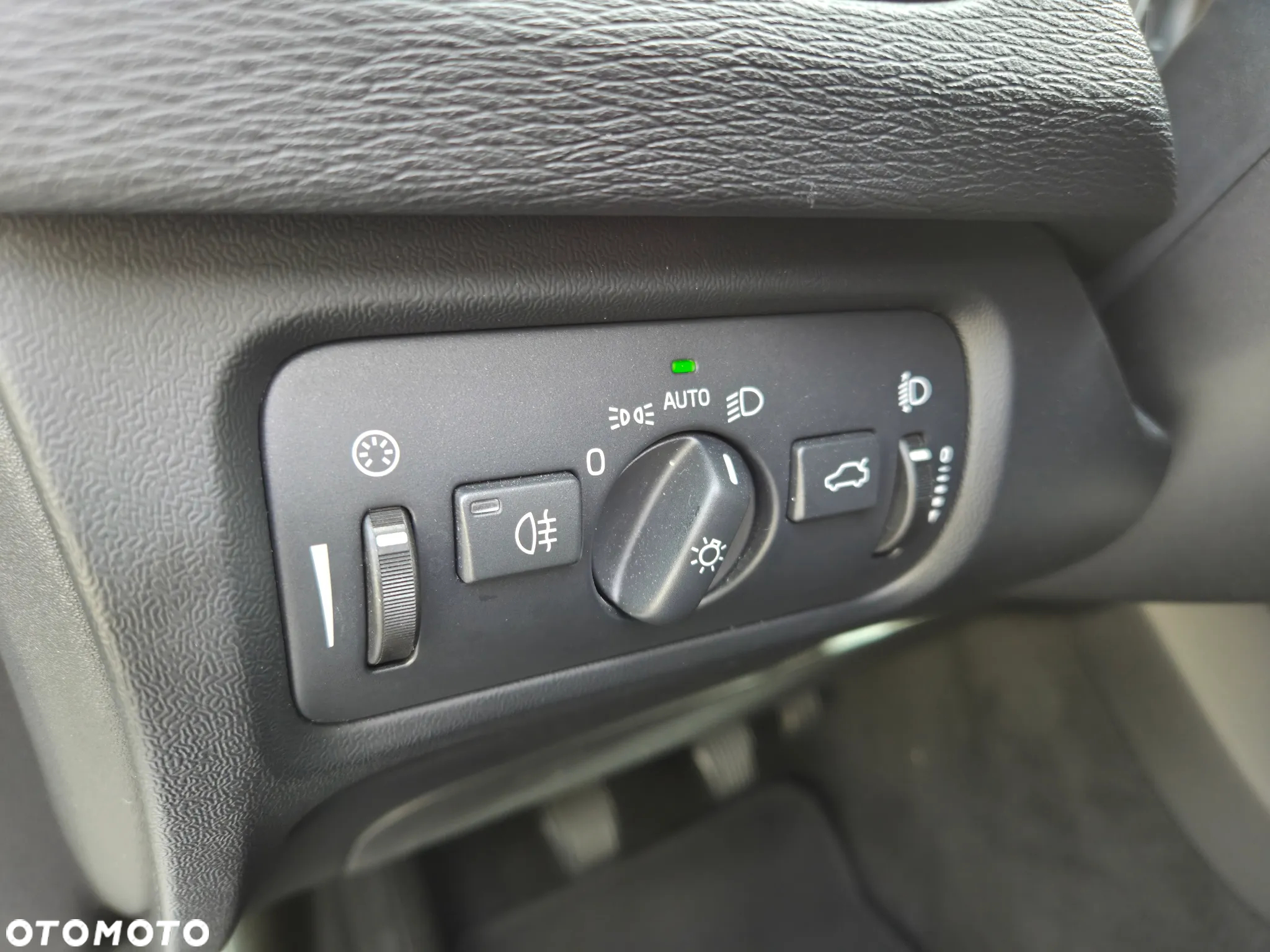 Volvo V40 D2 Drive-E Kinetic - 14