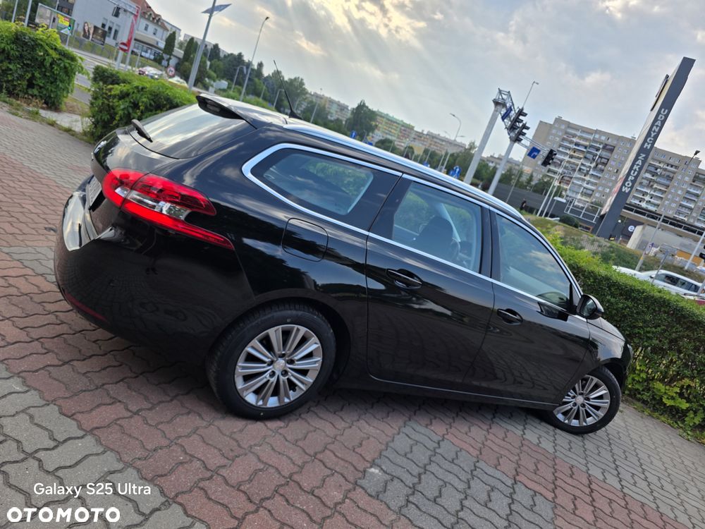 Peugeot 308 BlueHDi 130 Stop & Start Allure Pack - 16