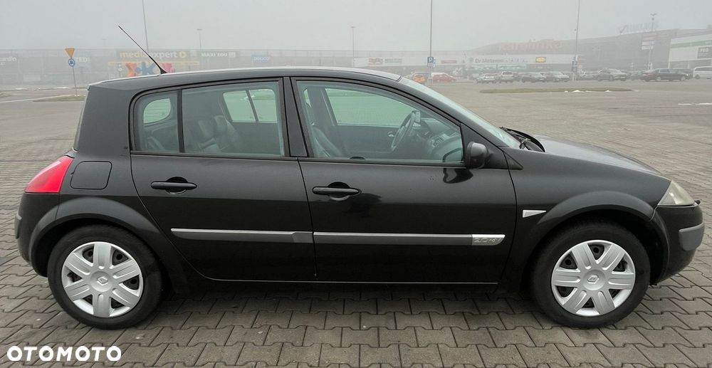 Renault Megane 2.0 Luxe Expression - 3