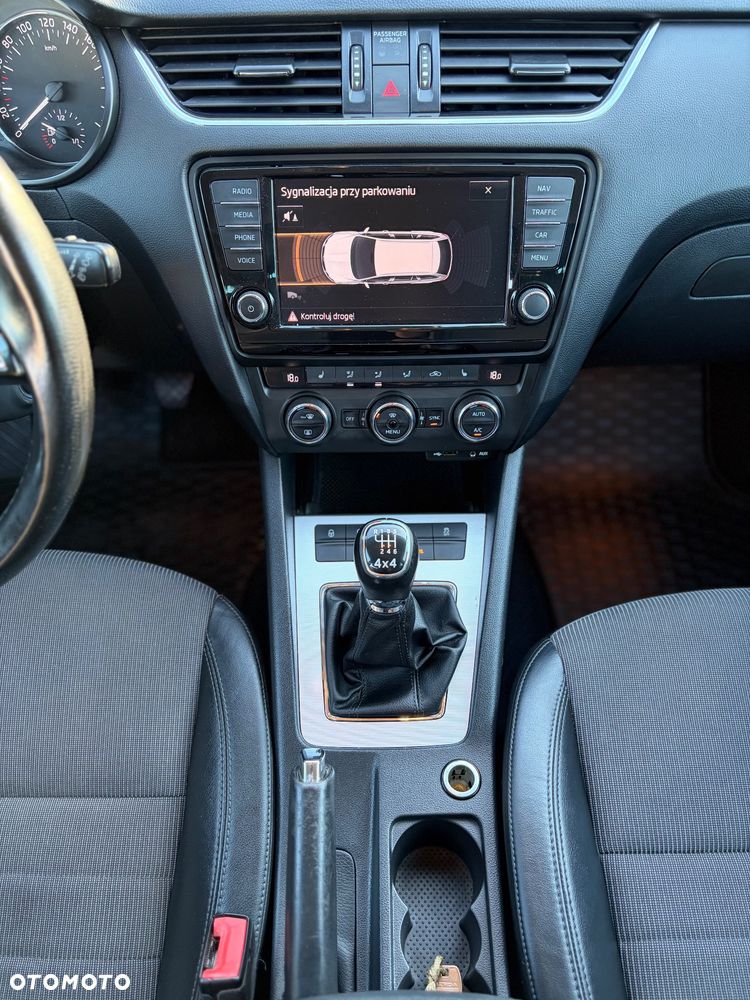 Skoda Octavia 1.6 TDI 4x4 Ambition - 29